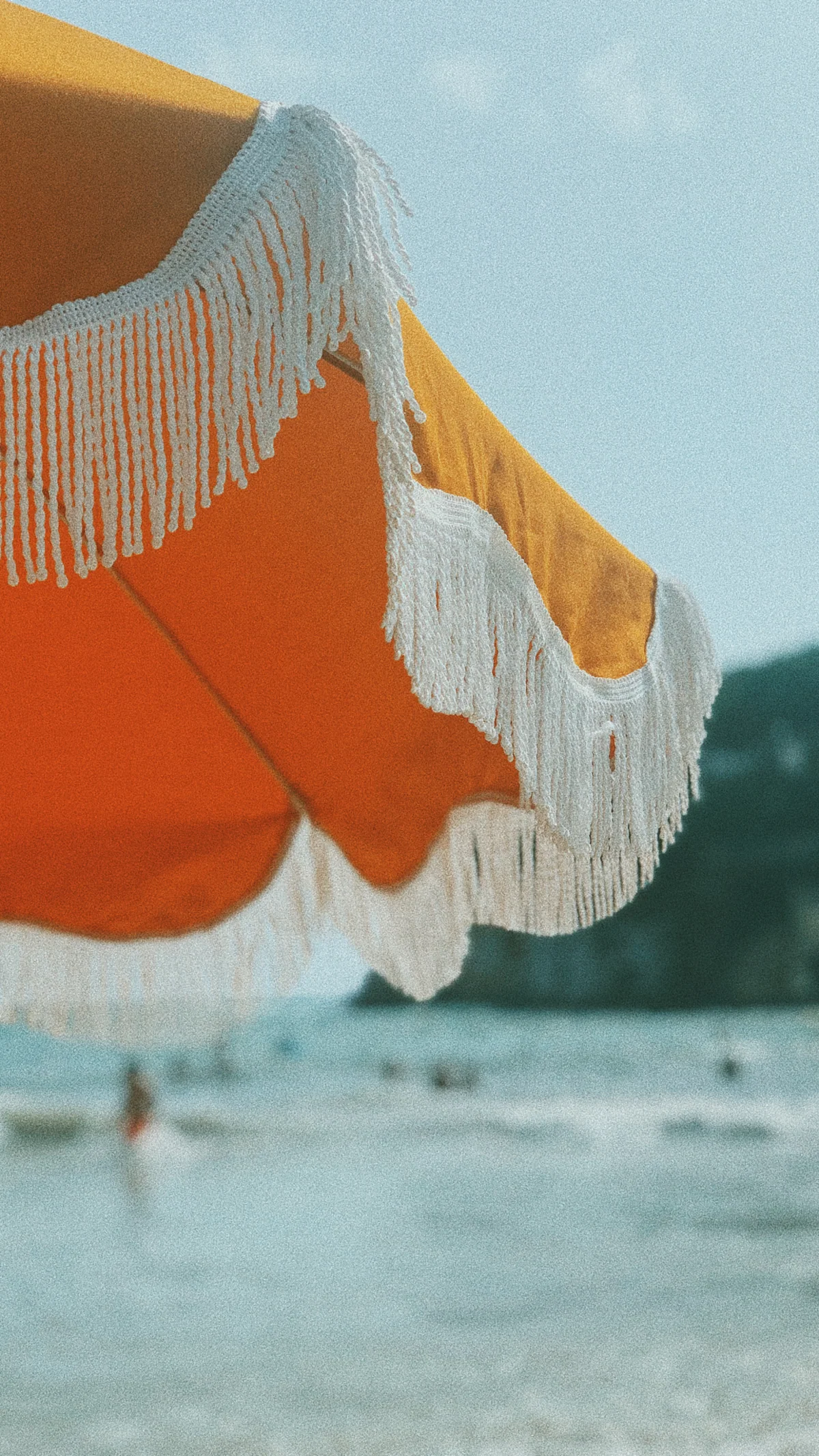 Holiday Beach Umbrella - Vintage Gold - Image 3